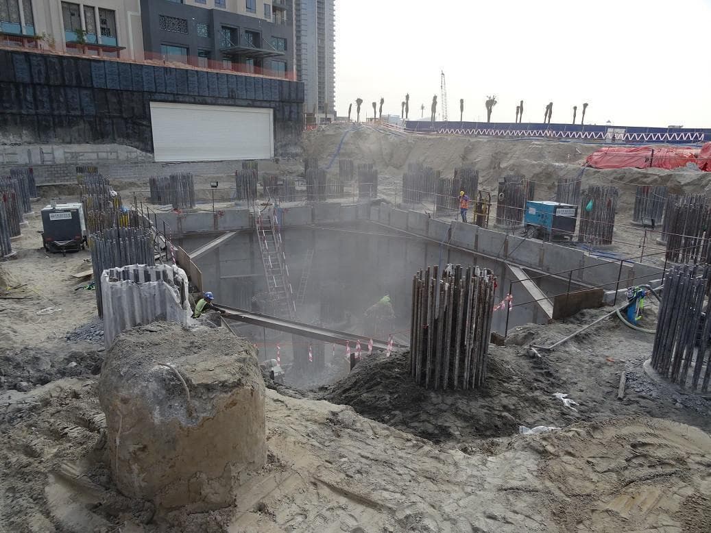 The Grand - Construction