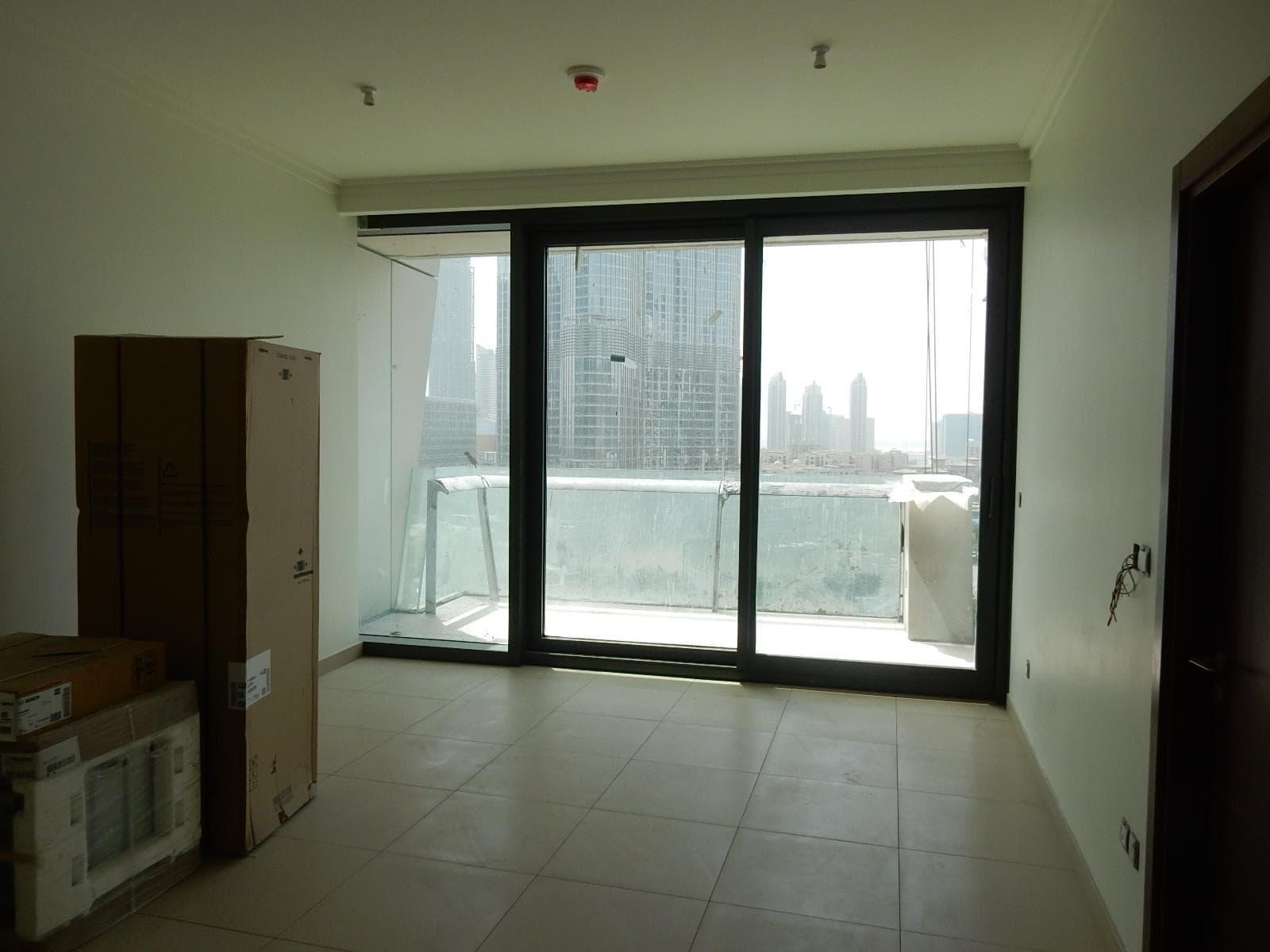 Burj Vista - Construction
