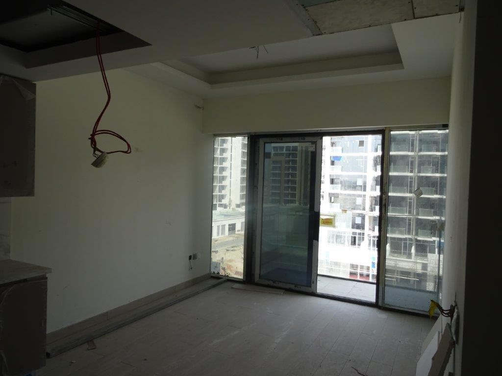 Riviera 13 - Construction