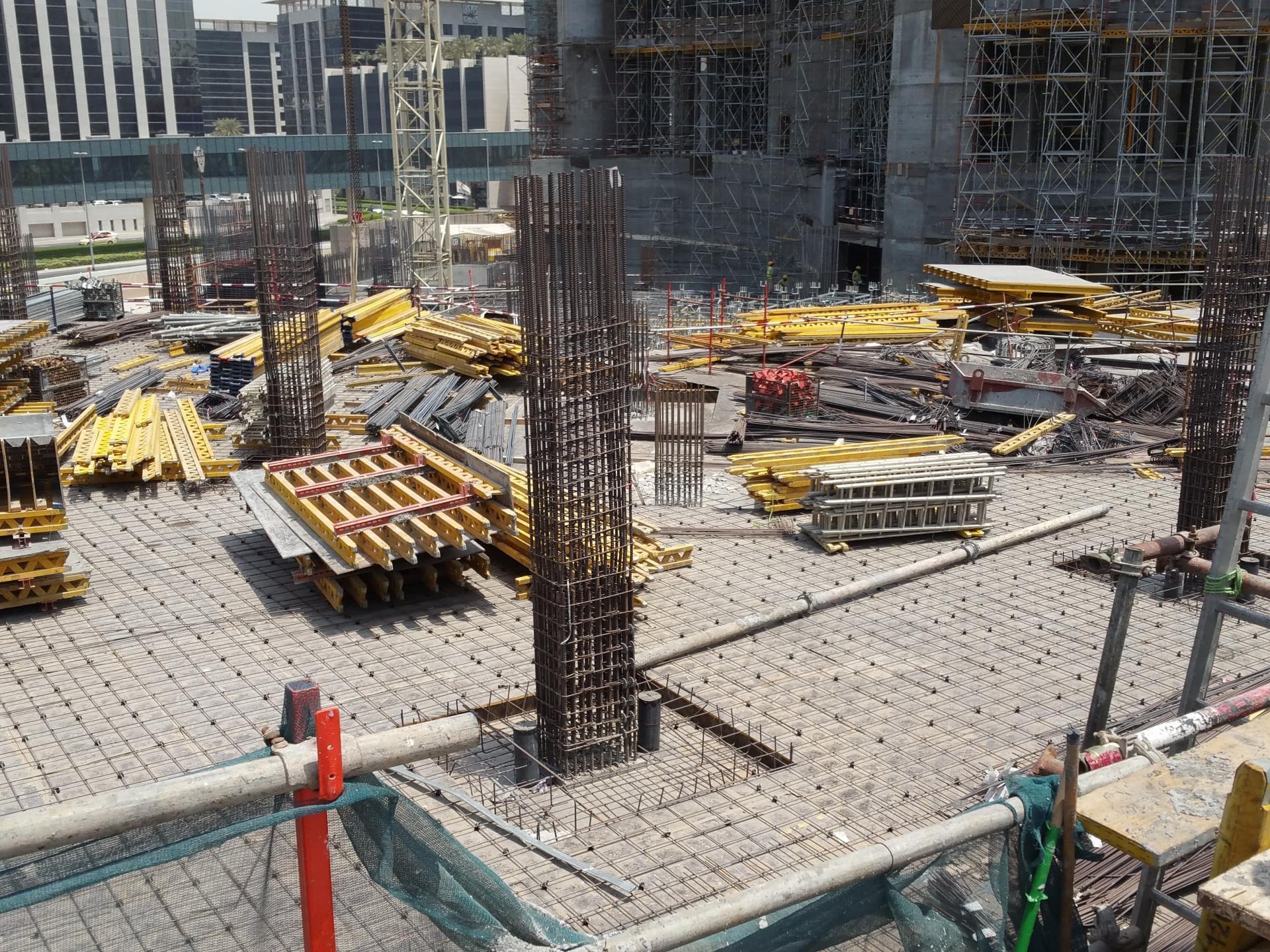 Burj Vista - Construction