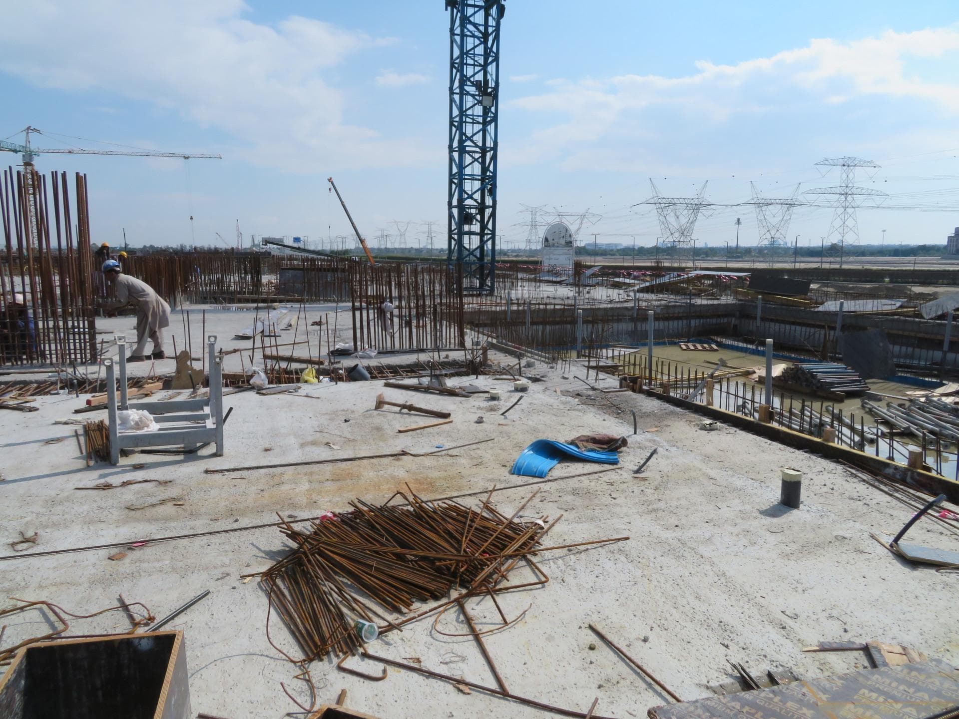 Riviera 32 - Construction