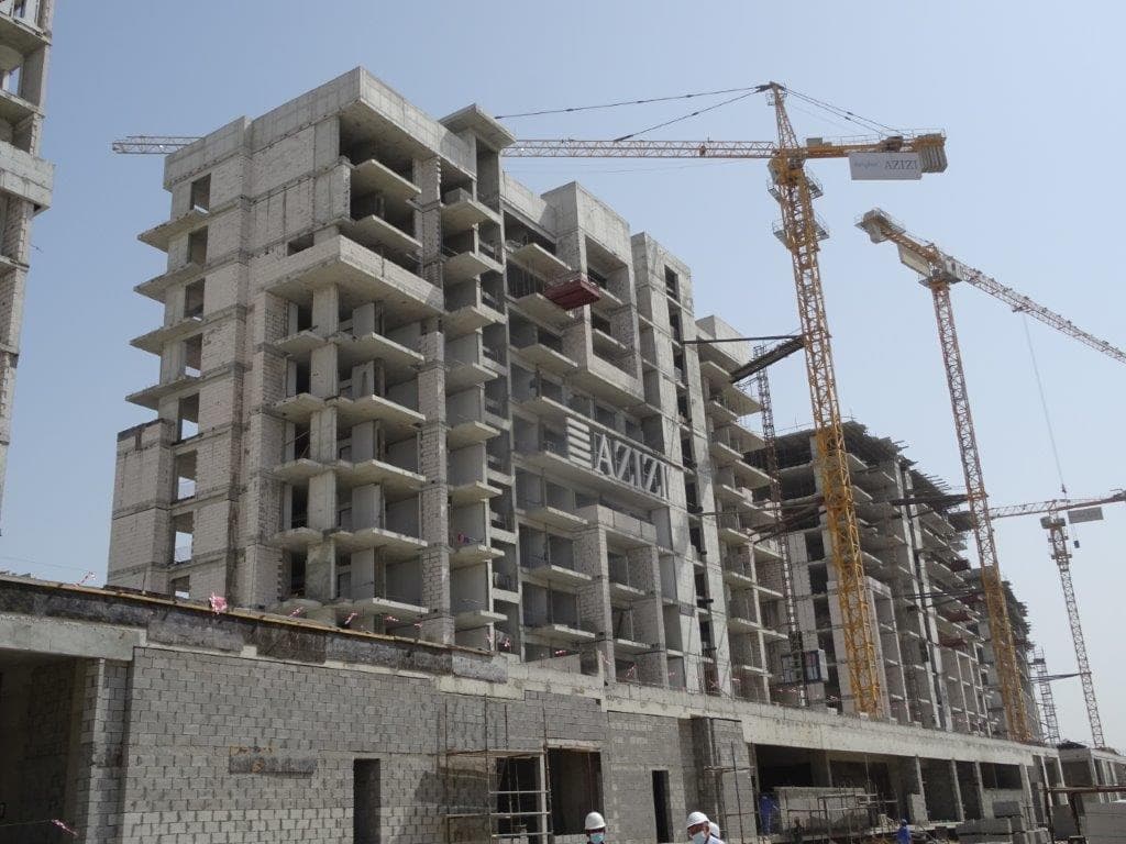 Riviera 38 - Construction