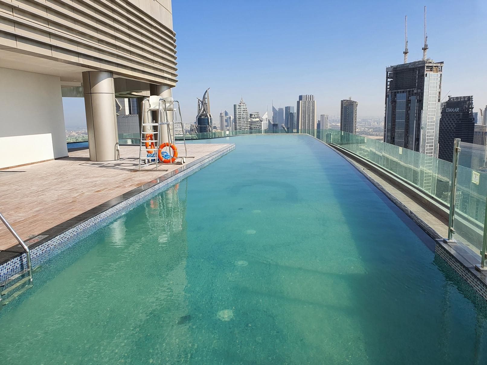 Paramount Tower Hotel & Residences - Construction