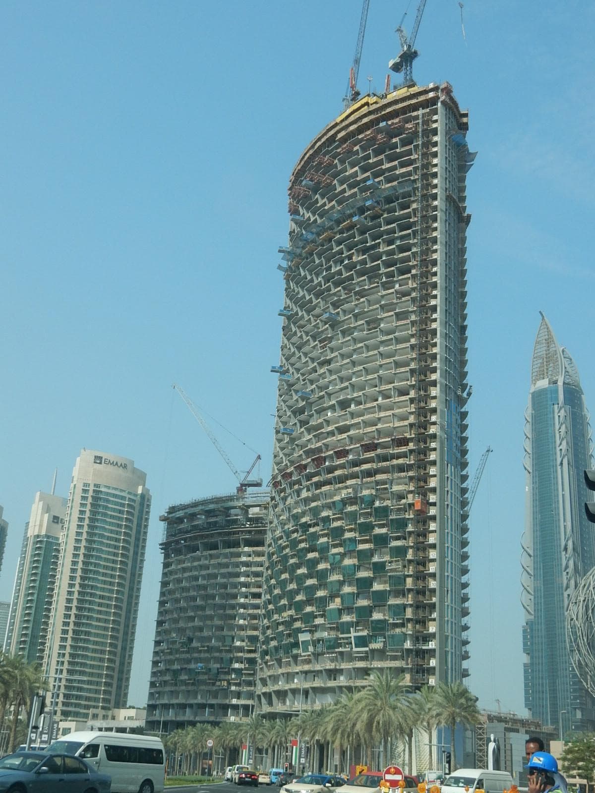Burj Vista - Construction