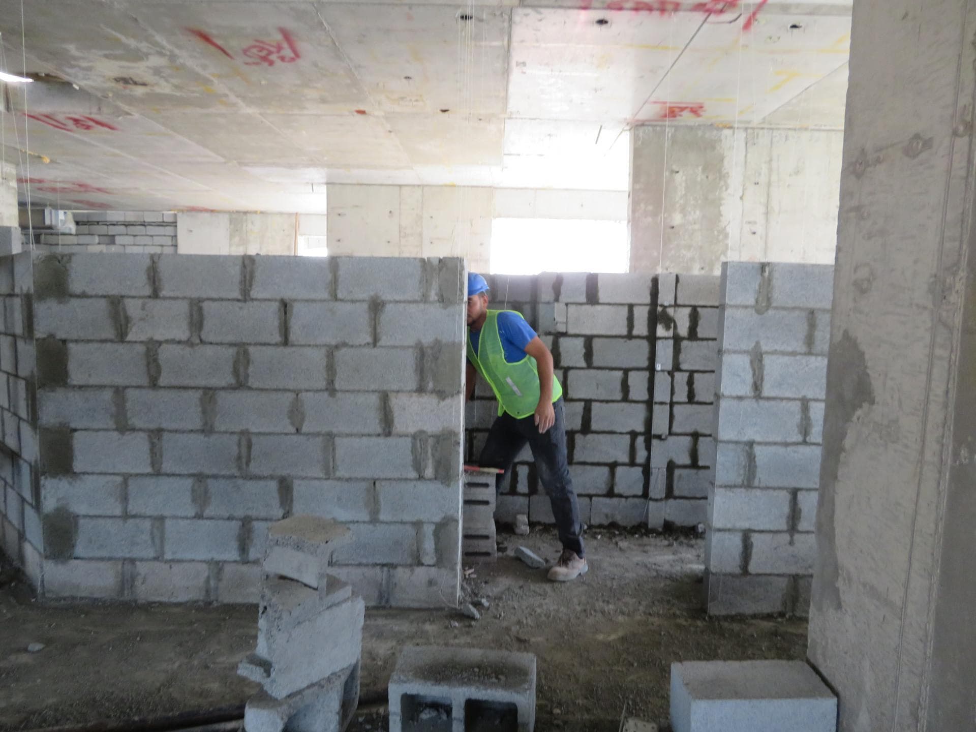 Mina - Construction