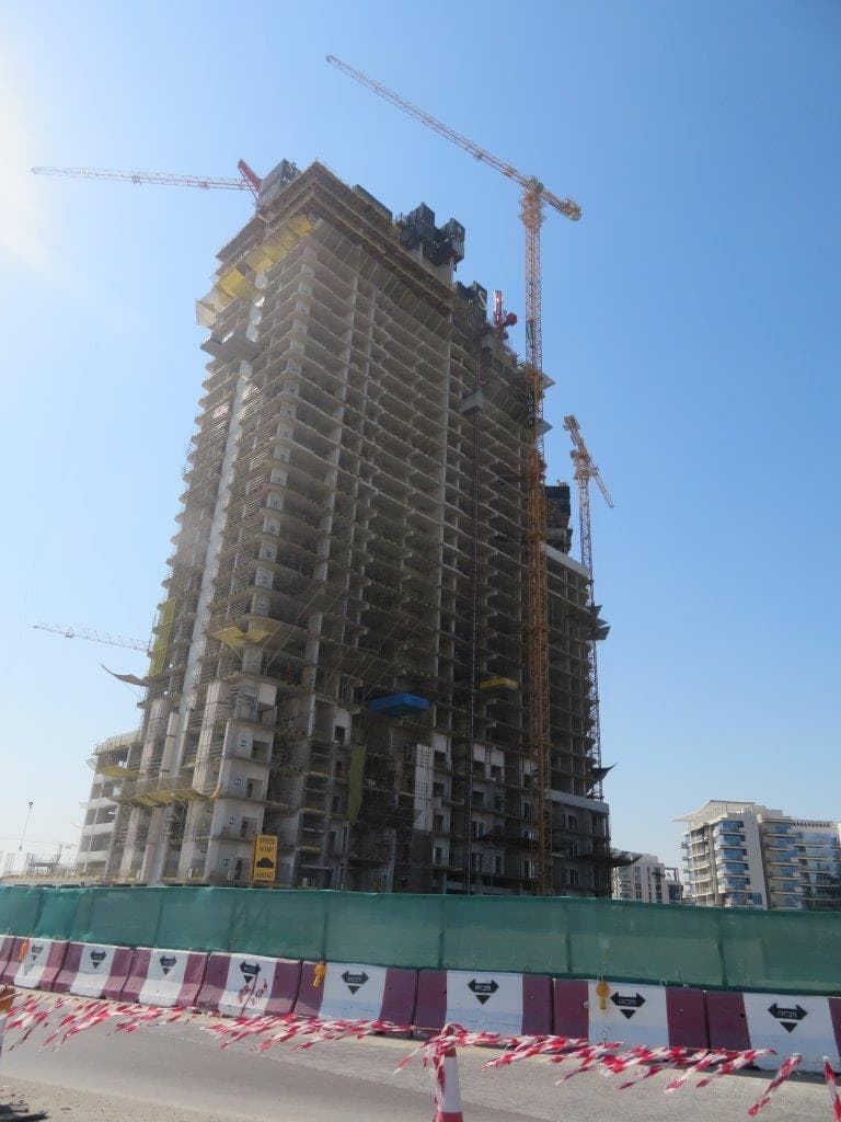 The Crest - Construction