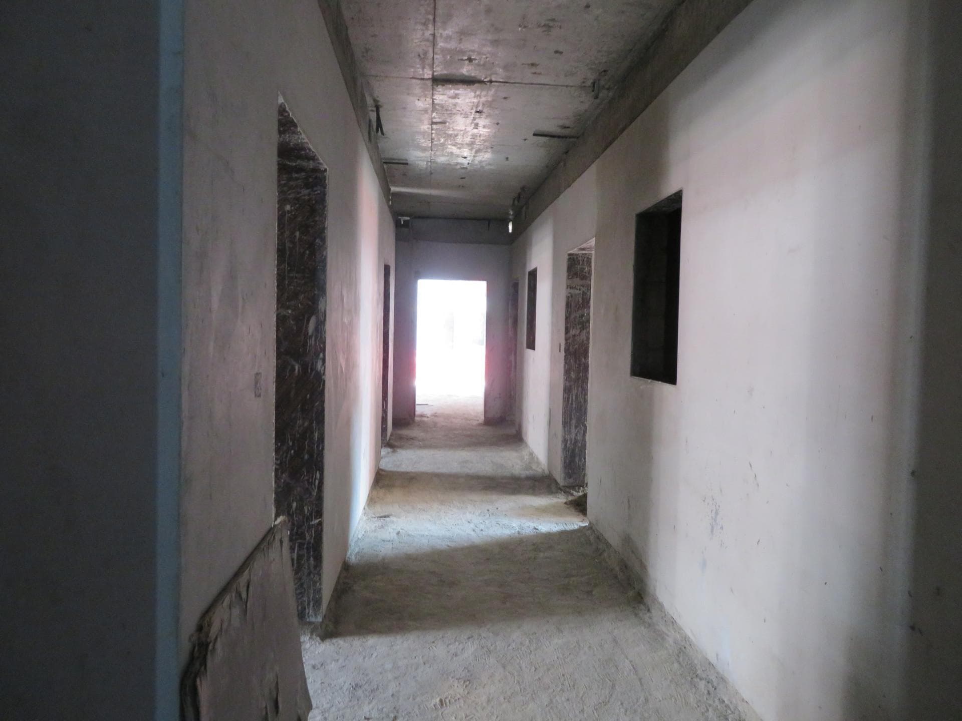 Riviera 15 - Construction