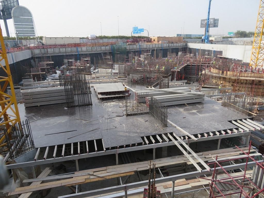 Bayz Tower - Construction