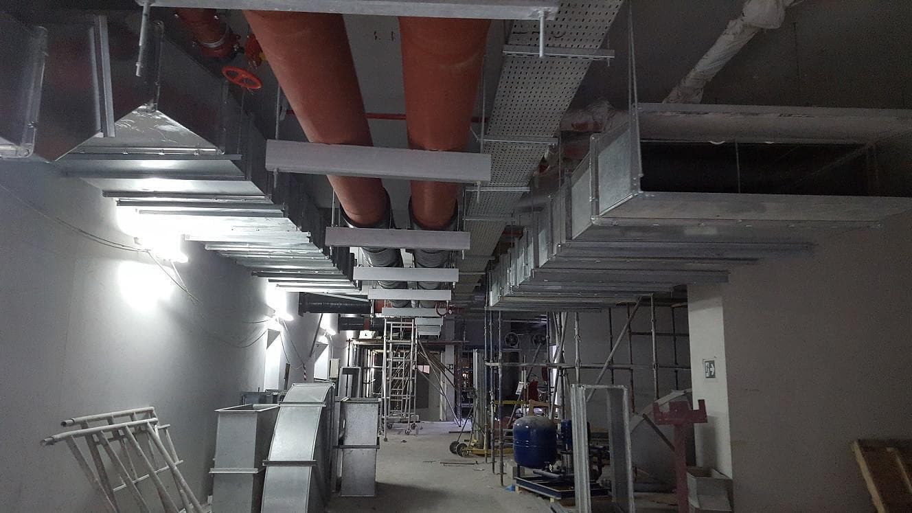 Paramount Tower Hotel & Residences - Construction