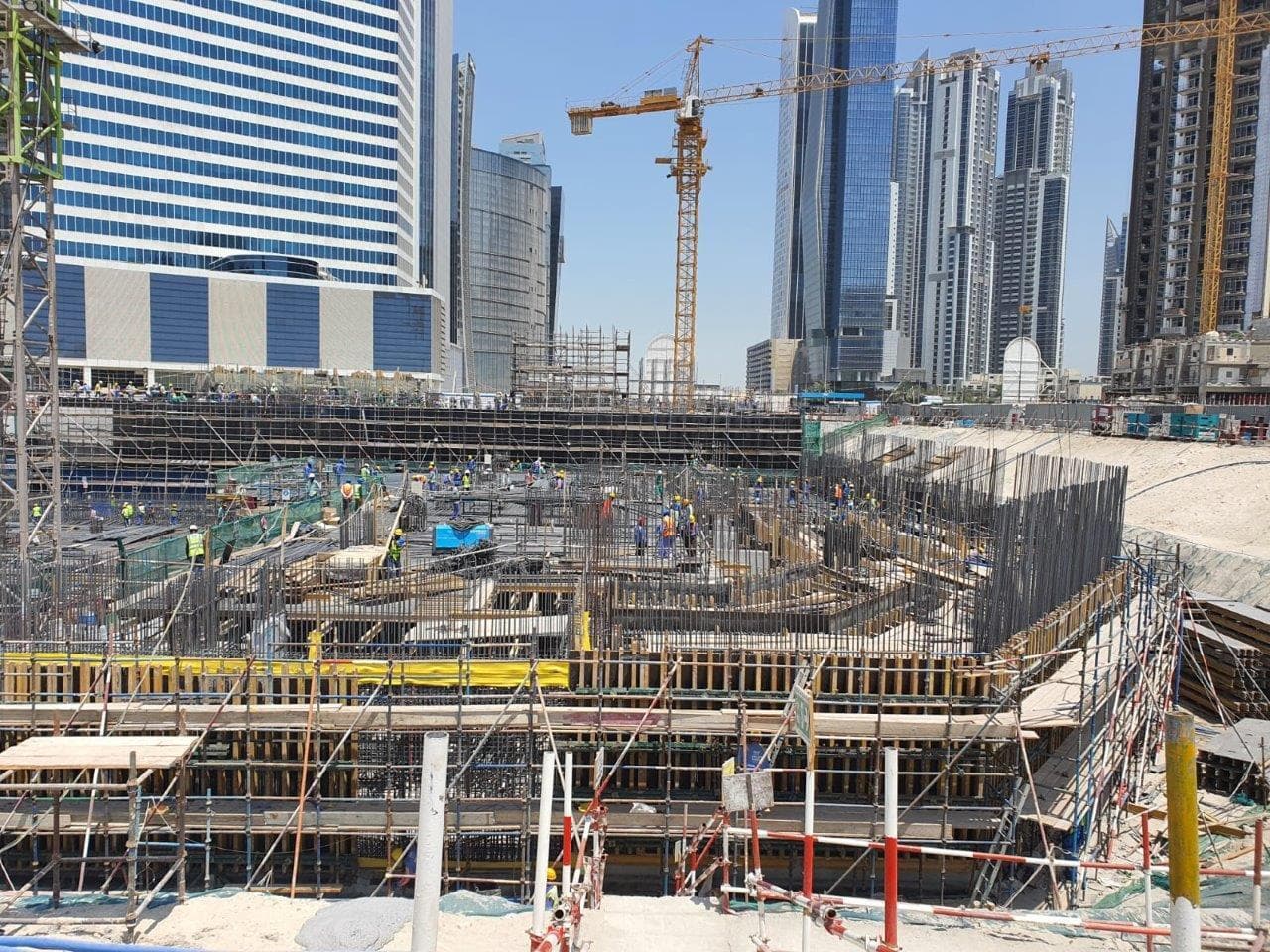 Peninsula One - Construction