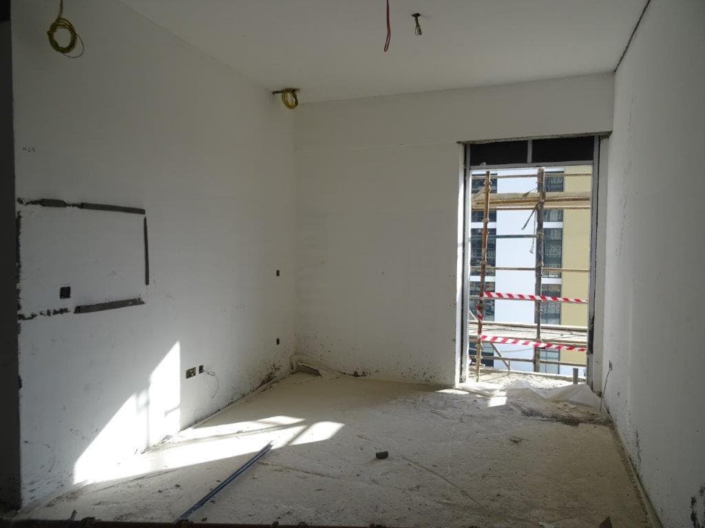 Riviera 32 - Construction