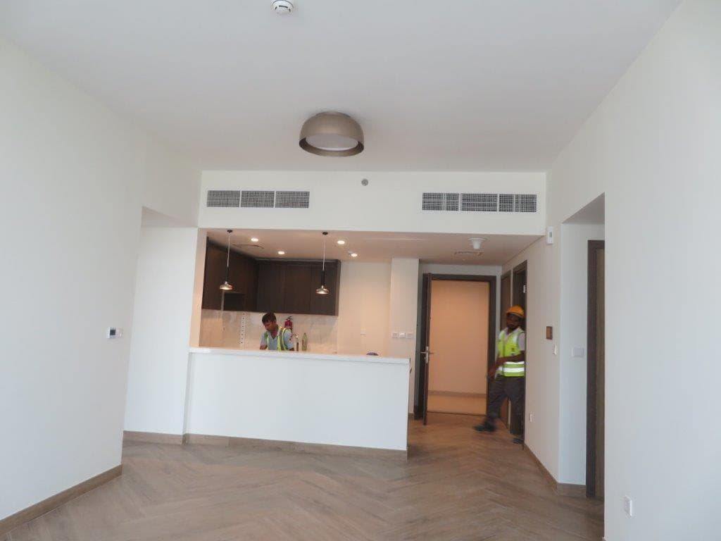 1 Residences - Construction
