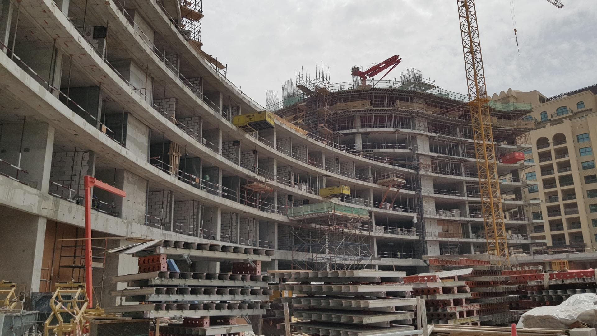 Seven Hotel And Apartments The Palm - Construction