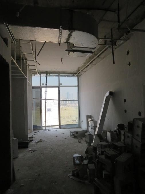 Riviera 13 - Construction