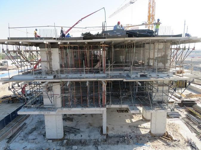 Riviera 38 - Construction