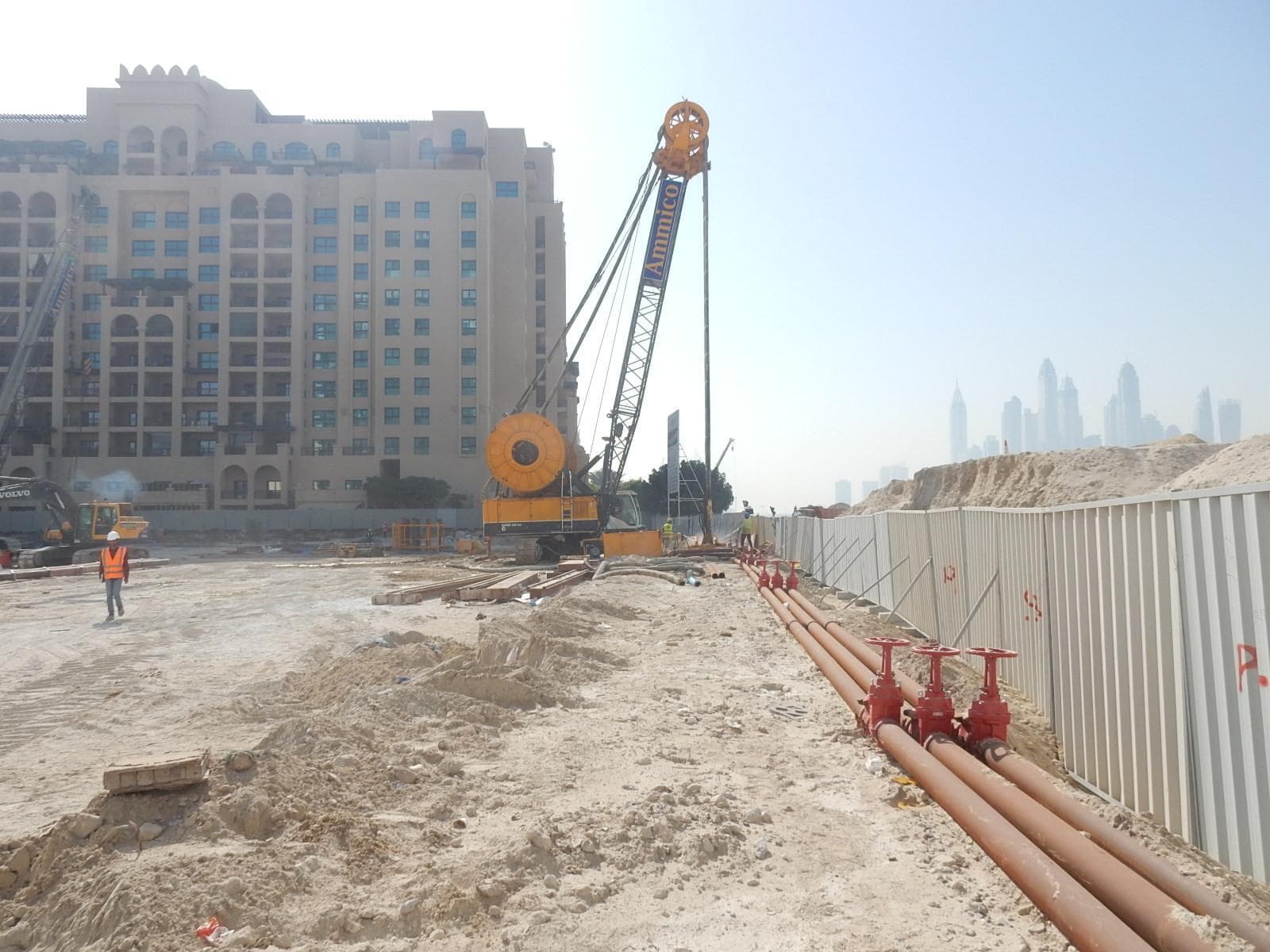 Seven Hotel And Apartments The Palm - Construction