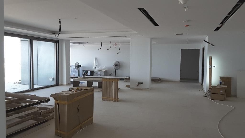 W Residences Dubai The Palm - Construction