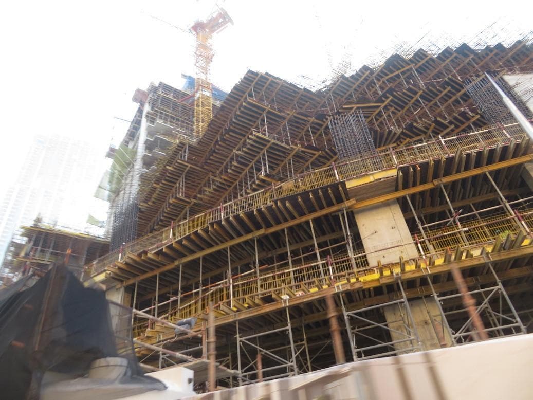 Burj Crown - Construction