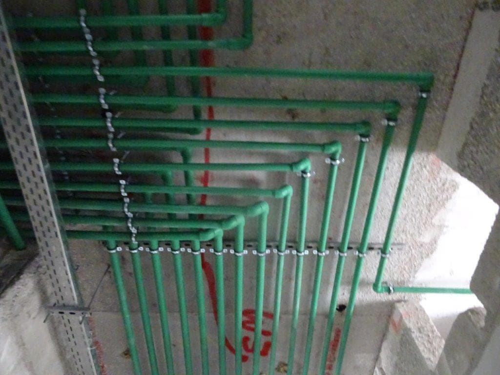 Riviera 47 - Construction