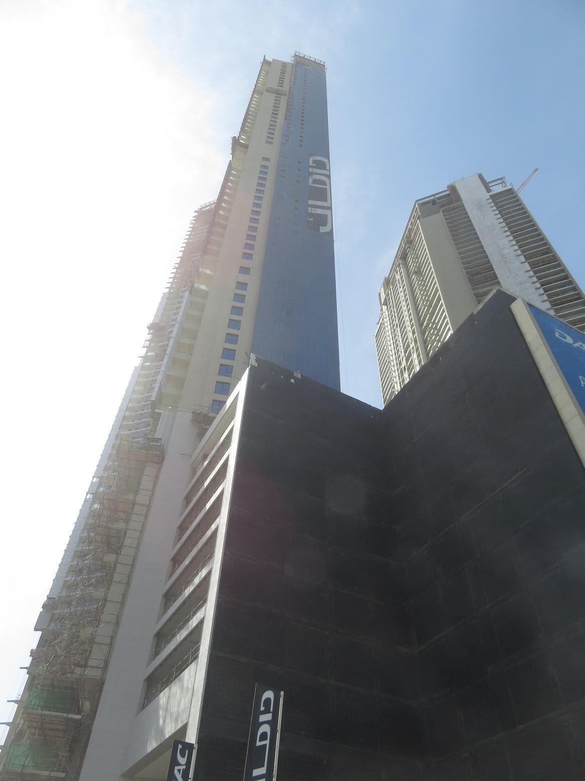 Aykon City - Construction