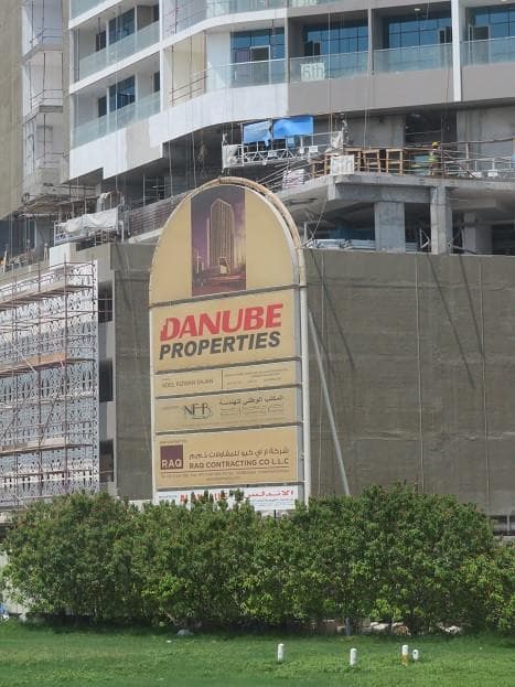 Bayz Tower - Construction