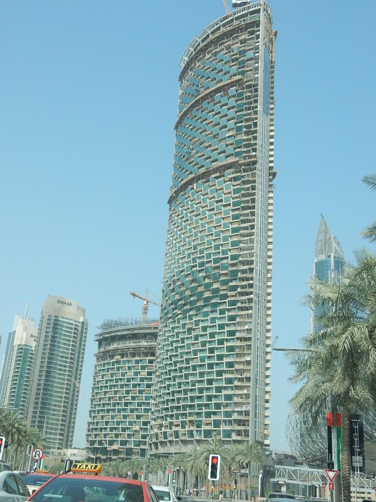 Burj Vista - Construction
