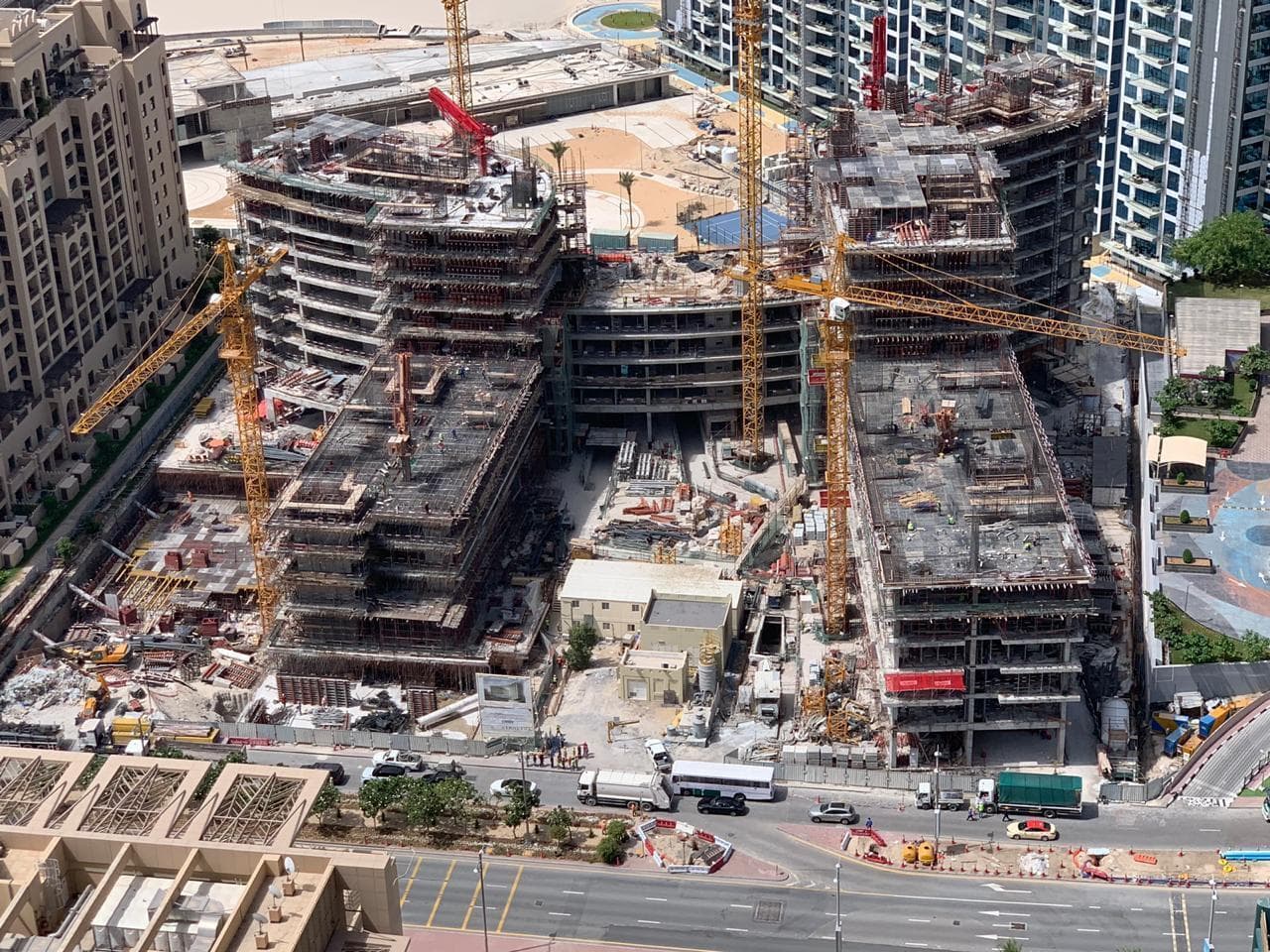 Seven Hotel And Apartments The Palm - Construction