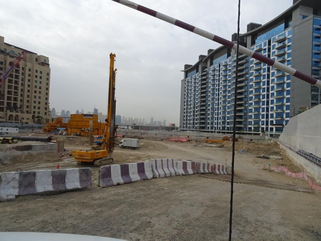 Seven Hotel And Apartments The Palm - Construction