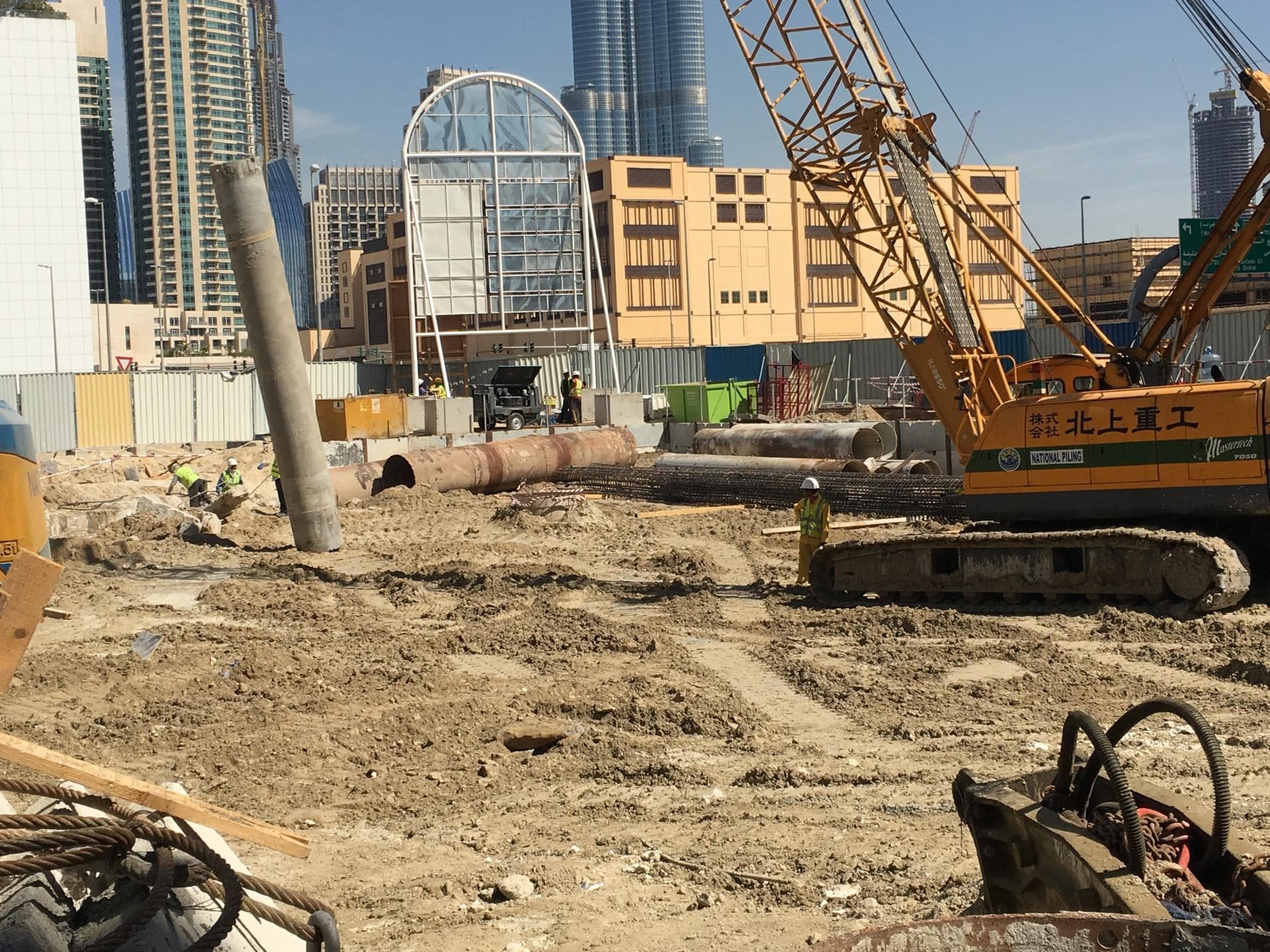 Paramount Tower Hotel & Residences - Construction