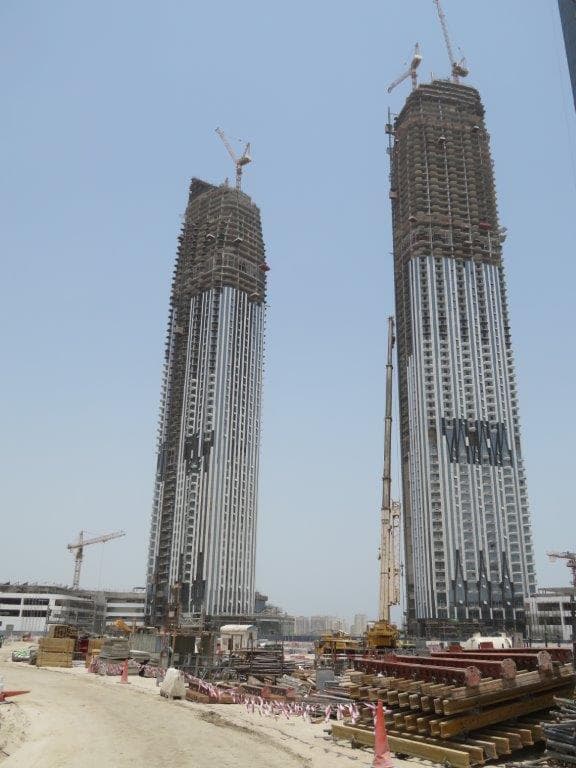 Address Harbour Point - Строительство