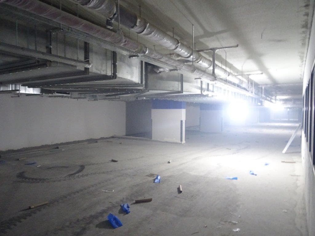Riviera 13 - Construction