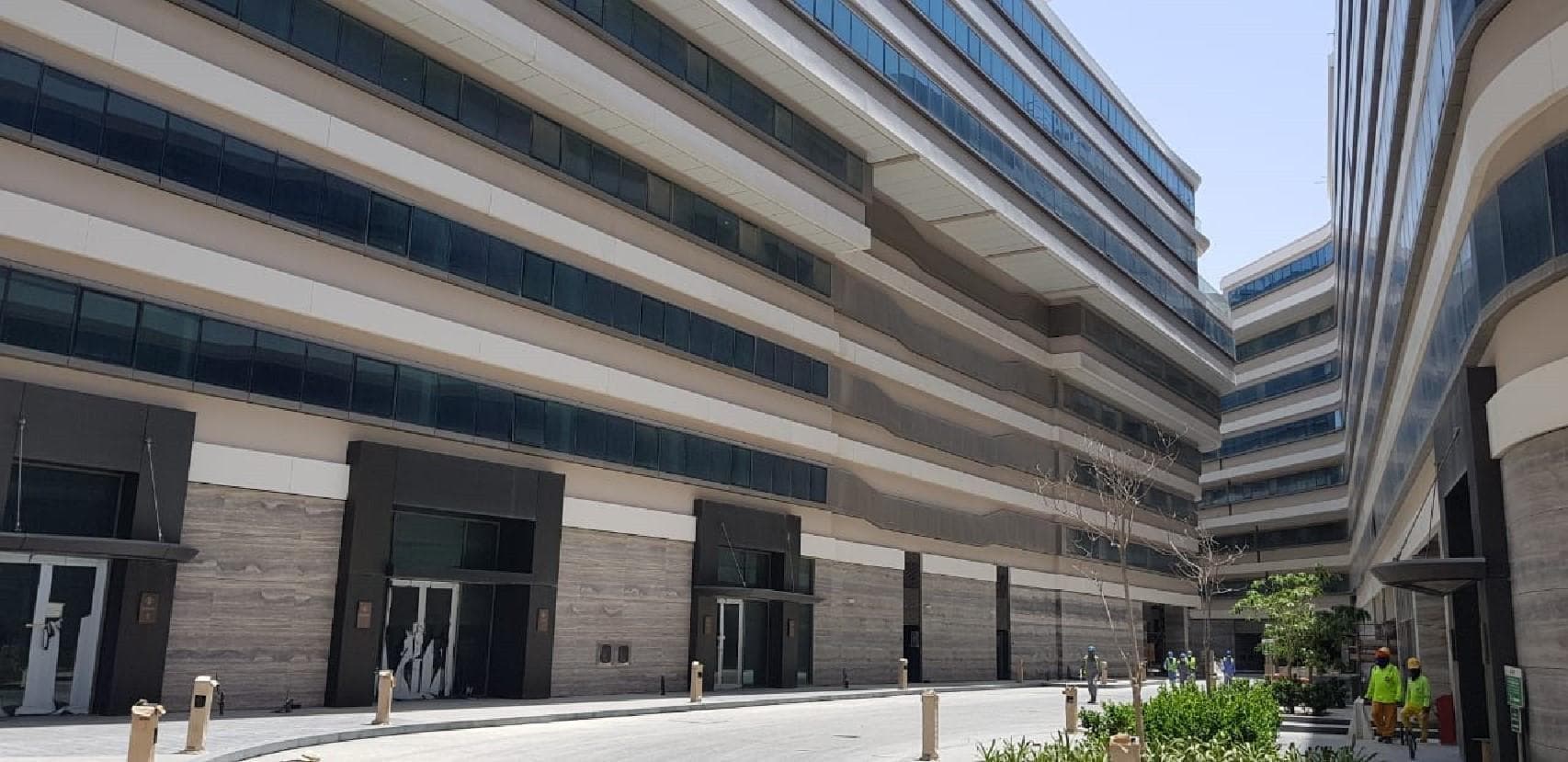 W Residences Dubai The Palm - Construction