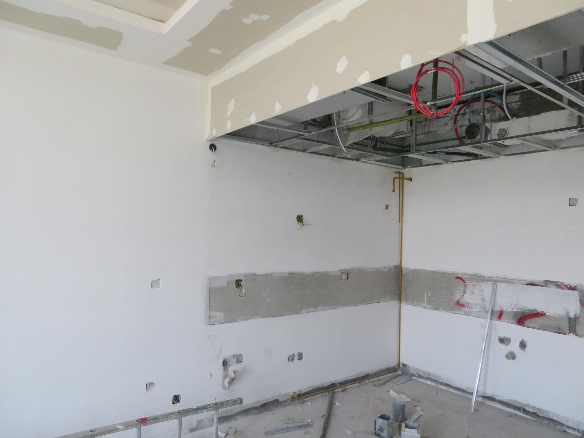 Riviera 13 - Construction