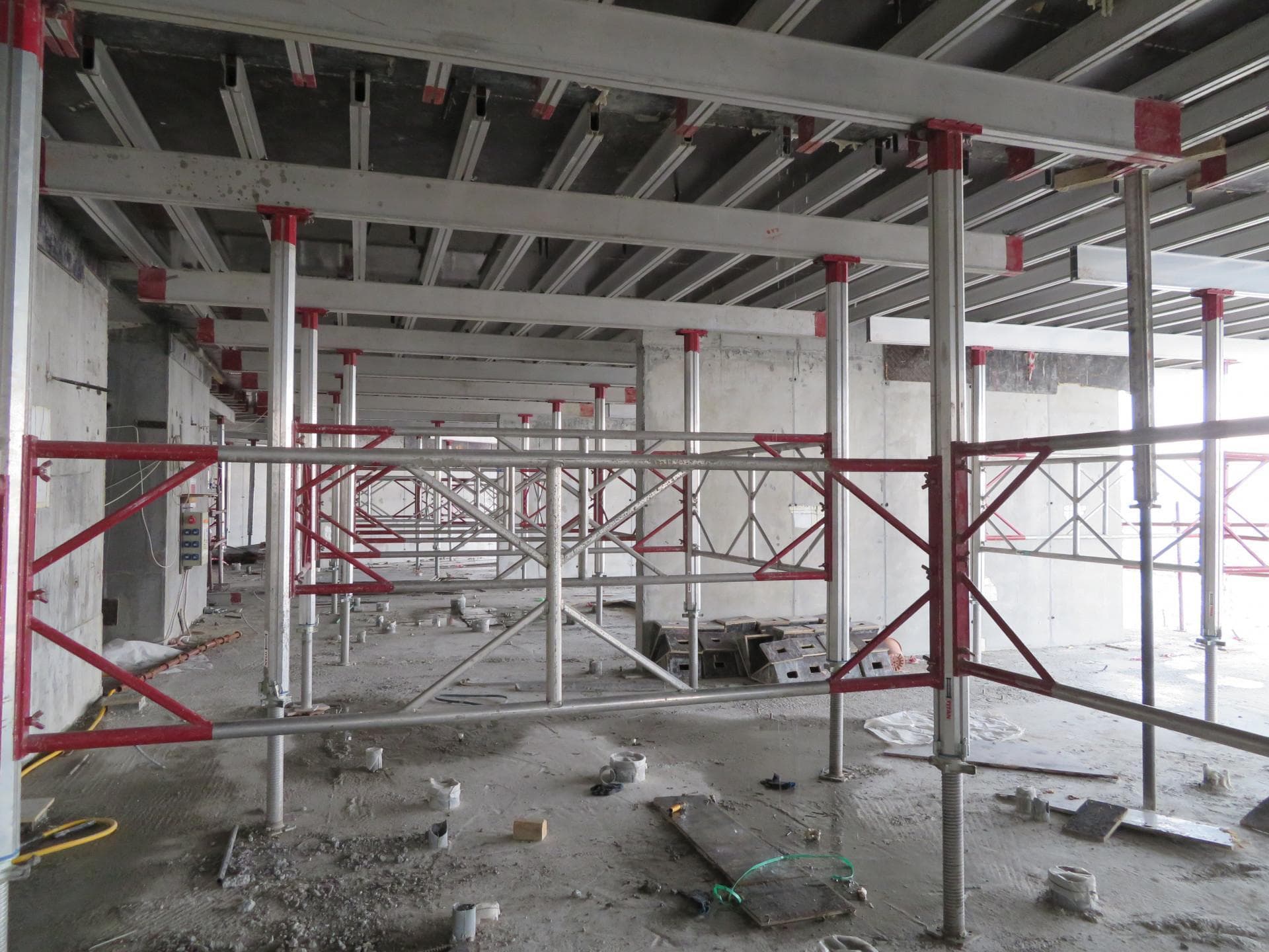 Bayz Tower - Construction