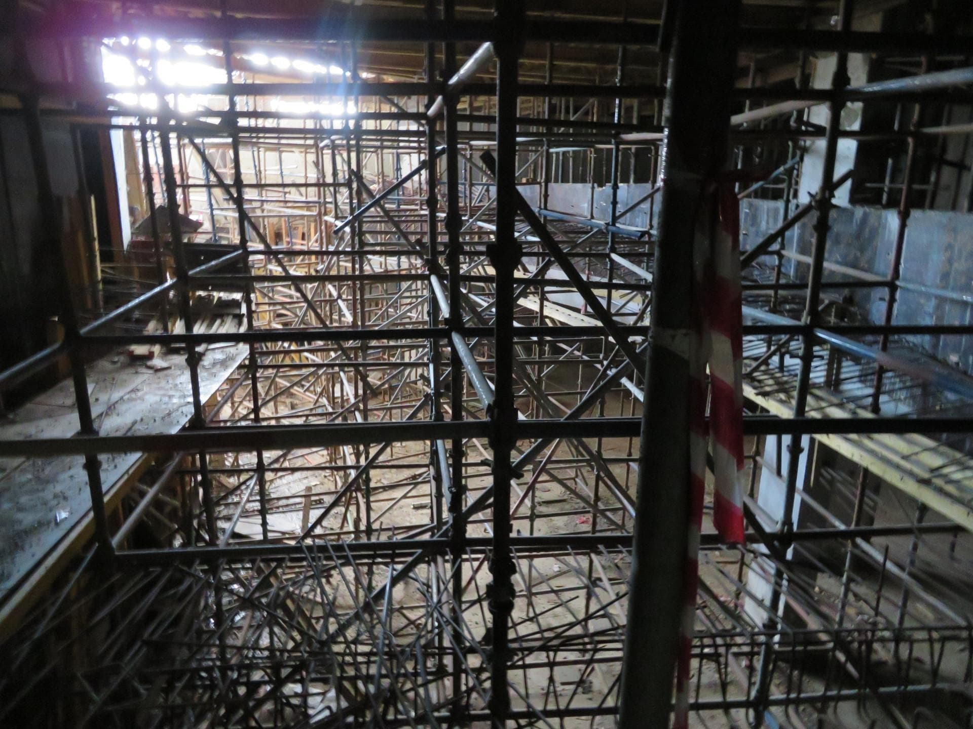 Riviera 32 - Construction