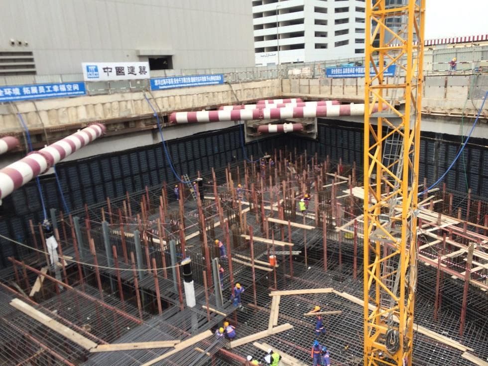 Paramount Tower Hotel & Residences - Construction