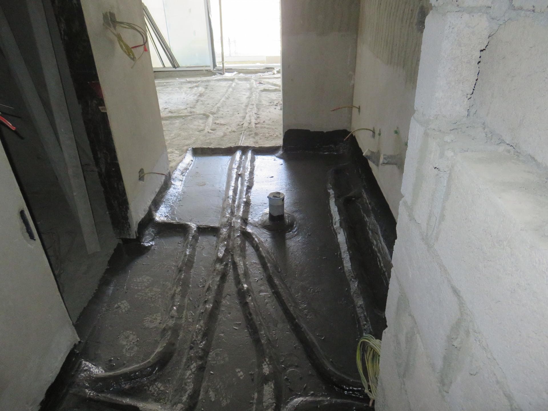 Riviera 15 - Construction