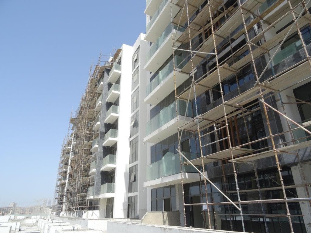 Riviera 13 - Construction