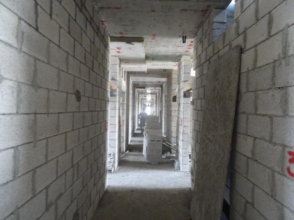 Riviera 44 - Construction