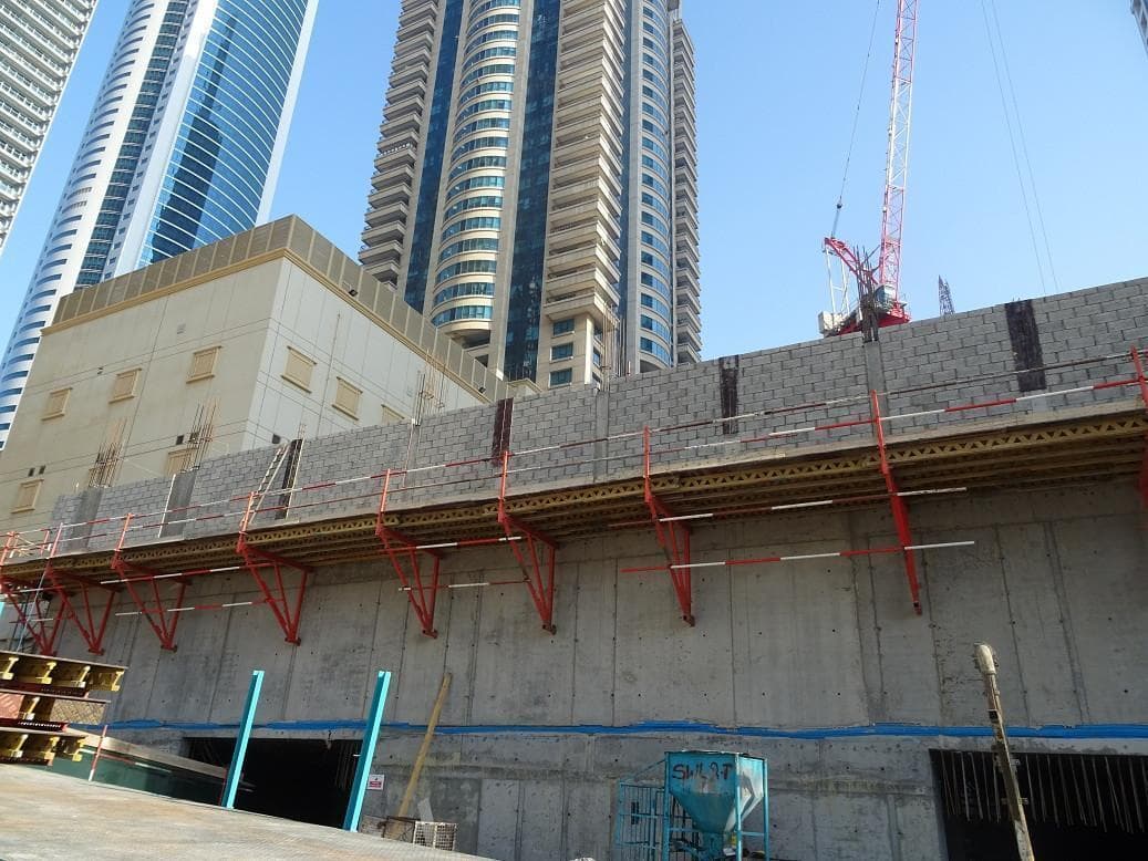 Marina Arcade - Construction