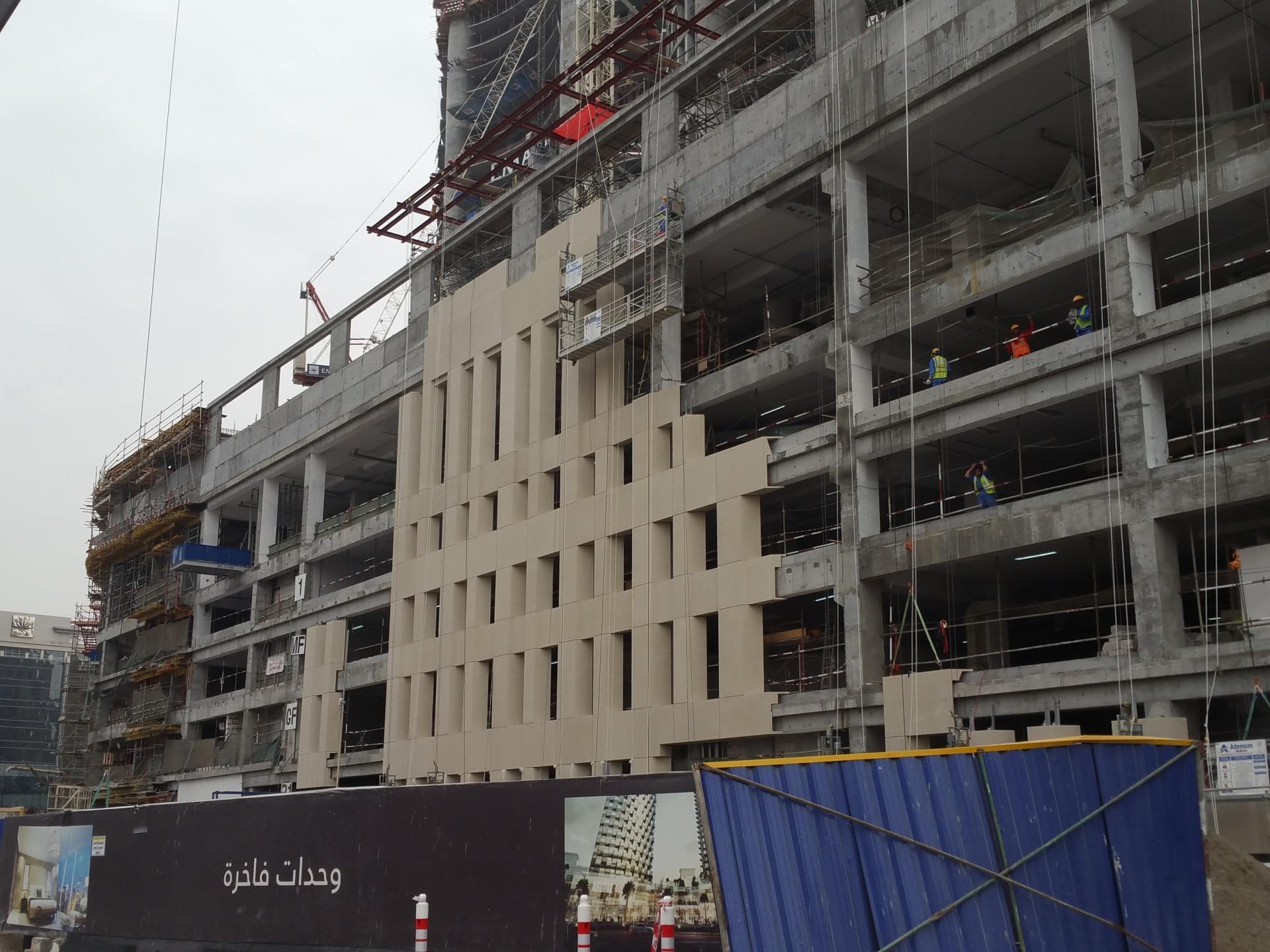 Burj Vista - Construction