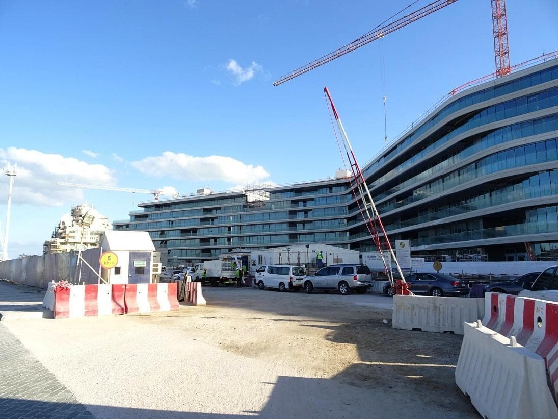 W Residences Dubai The Palm - Construction