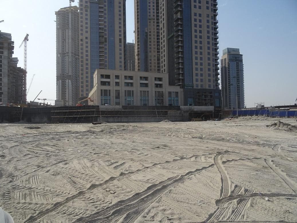 The Grand - Construction