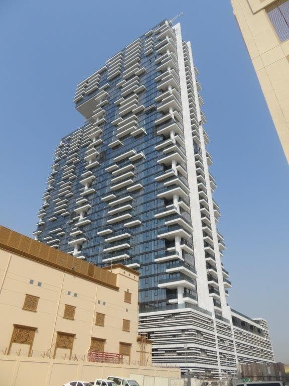 1 Residences - Construction