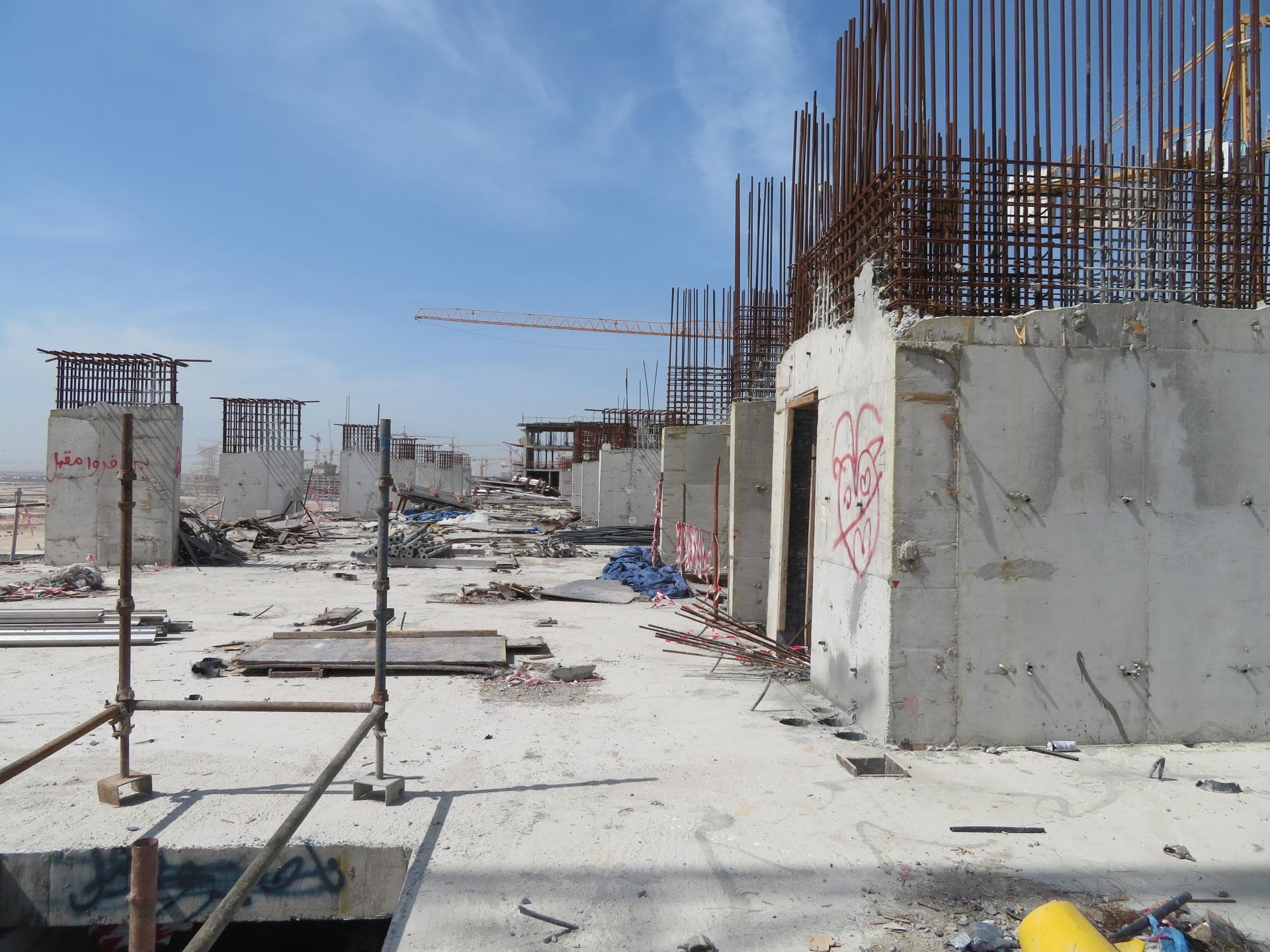 Riviera 15 - Construction