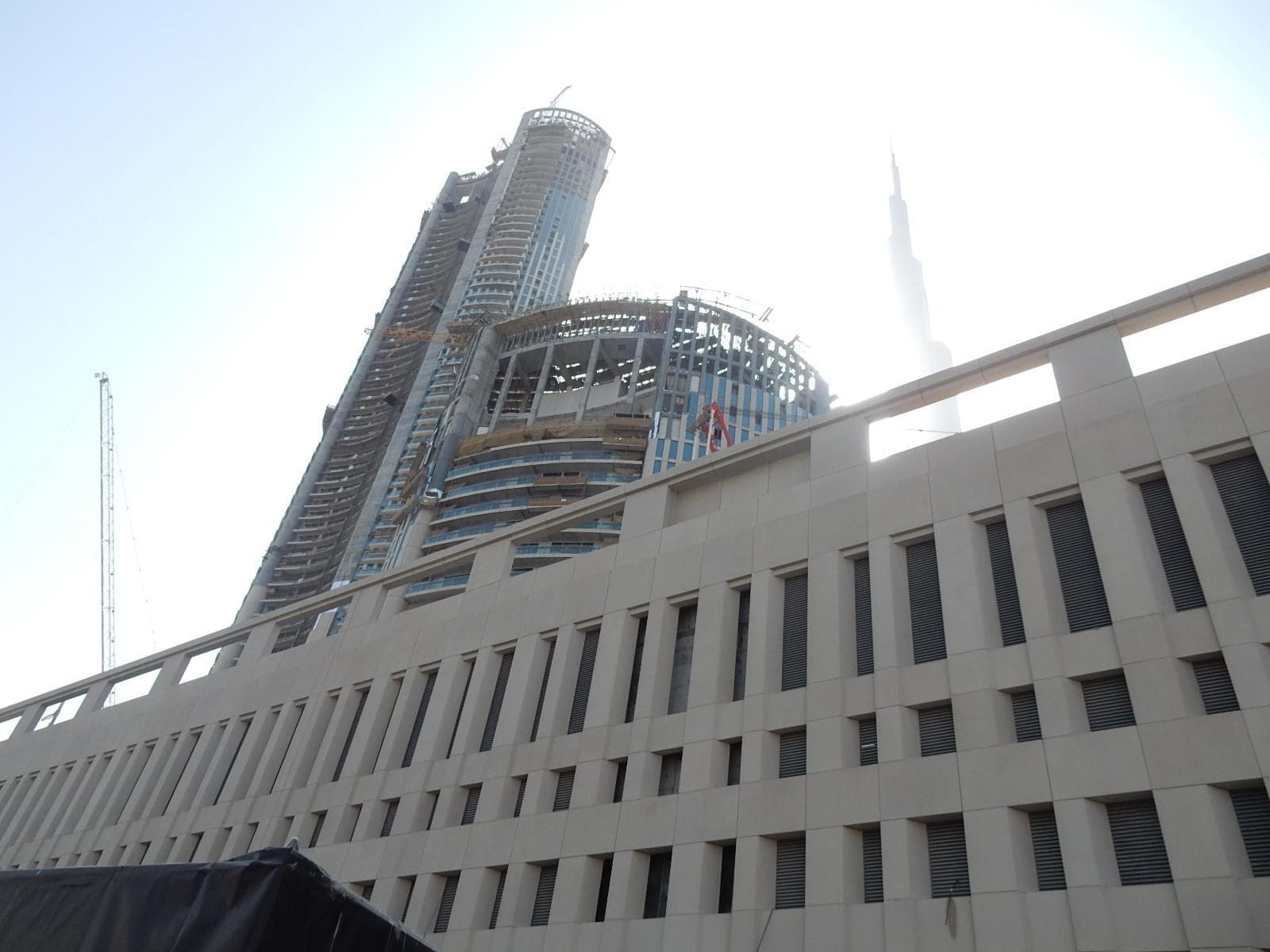 Burj Vista - Construction