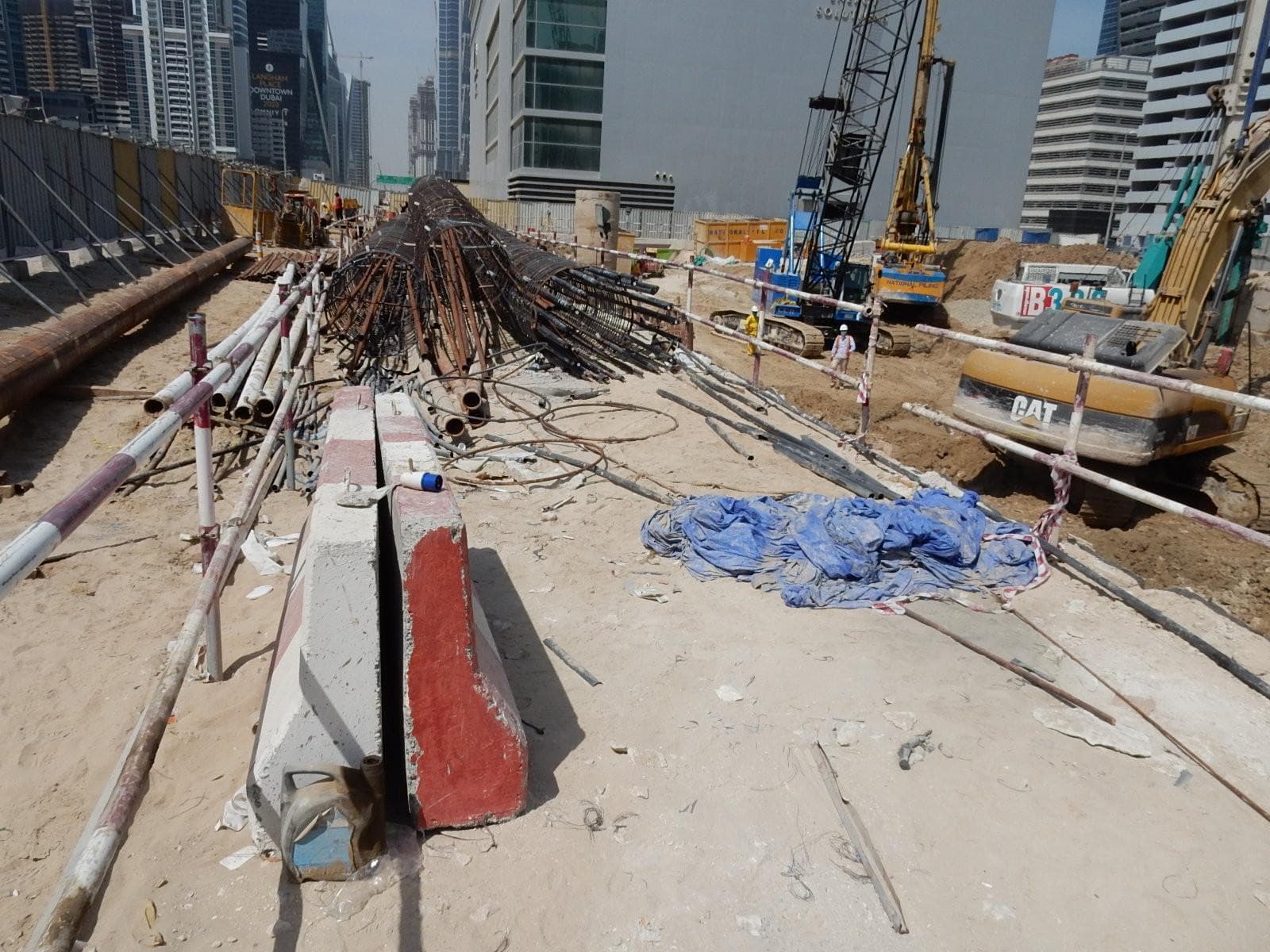 Paramount Tower Hotel & Residences - Construction