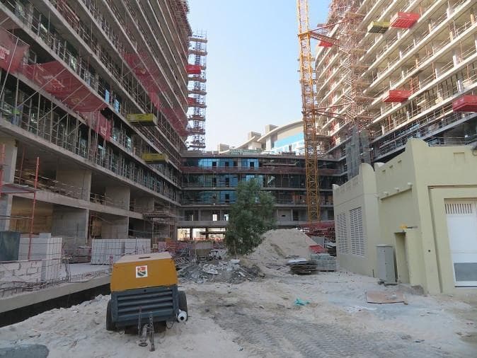 Seven Hotel And Apartments The Palm - Construction