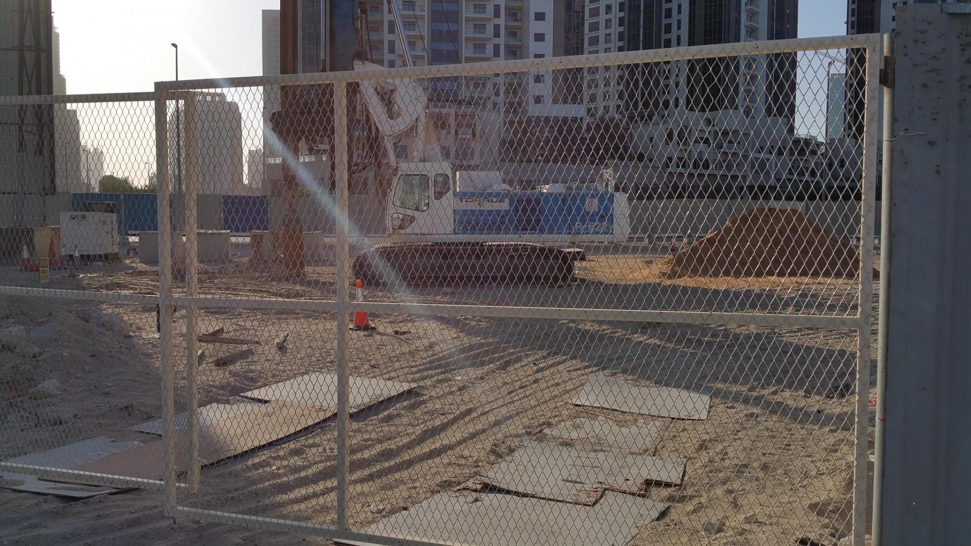 Paramount Tower Hotel & Residences - Construction