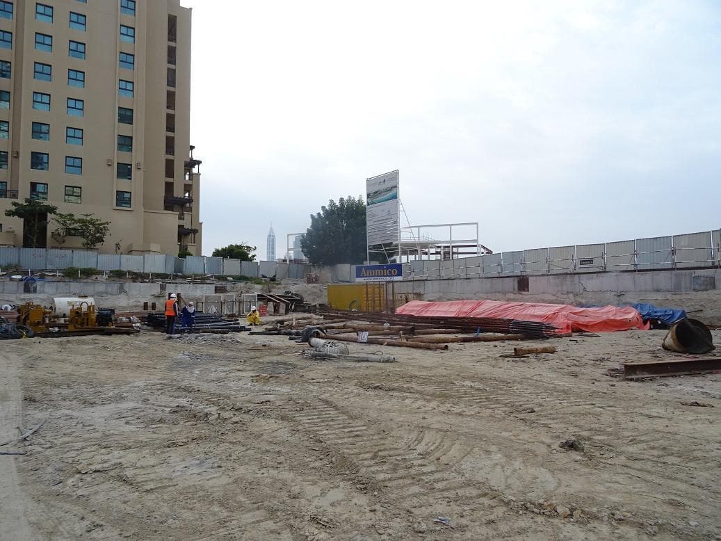 Seven Hotel And Apartments The Palm - Construction
